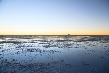 Salar de Uyuni, Bolivya. Dünyadaki en büyük tuz düzlüğü. Bolivya manzarası