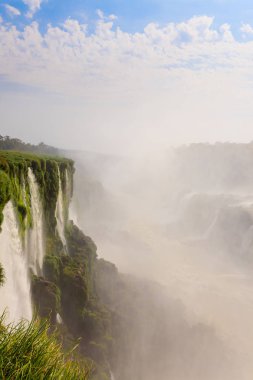 Iguazu yataydan Milli Parkı, Arjantin düşüyor. Dünya mirası. Güney Amerika sergüzeşt seyahat etmek