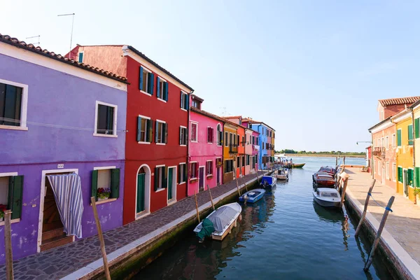 Colored Houses View Burano Island Venice Traditional Italian Landscape — Stock Photo, Image