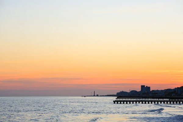 Strandlandschaft Morgengrauen Piers Perspektivischen Blick Mit Den Menschen Jesolo Beach — Stockfoto