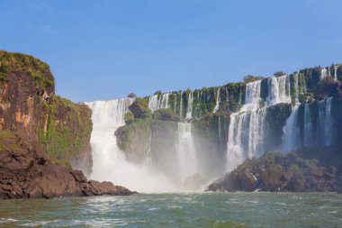 Iguazu yataydan Milli Parkı, Arjantin düşüyor. Dünya mirası. Güney Amerika sergüzeşt seyahat etmek
