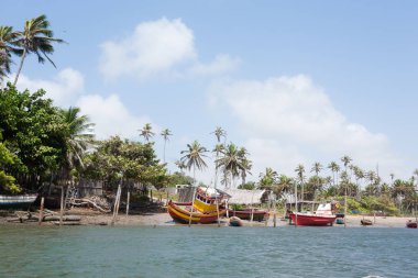 Lencois Maranhenses Ulusal Parkı, Brezilya 'dan beyaz kum tepeleri manzarası. Yağmur suyu gölü. Brezilya manzarası