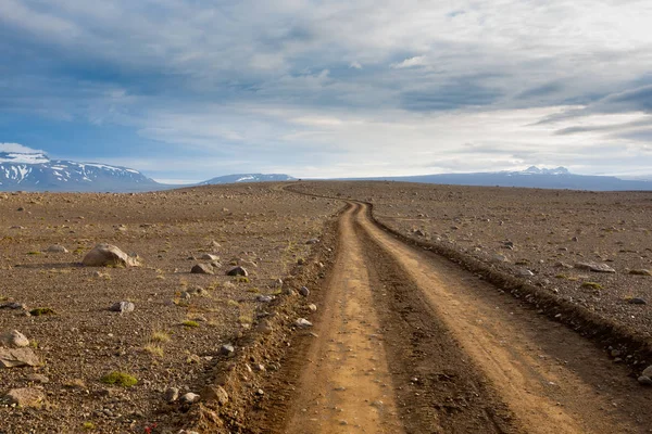 Camino Tierra Zona Hvitarvatn Islandia Paisaje Carretera Perspectiva —  Fotos de Stock
