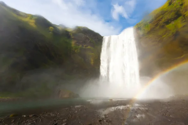 Skogafoss Πέφτει Κατά Θερινή Περίοδο Άποψη Ισλανδία Ισλανδικό Τοπίο — Φωτογραφία Αρχείου