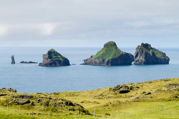 Westman Islands Uitzicht Het Strand Met Smaeyjar Eilanden Achtergrond Ijsland — Stockfoto