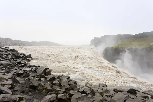 Καταρράκτες Dettifoss Θέαση Θερινής Περιόδου Ισλανδία Ισλανδικό Τοπίο — Φωτογραφία Αρχείου