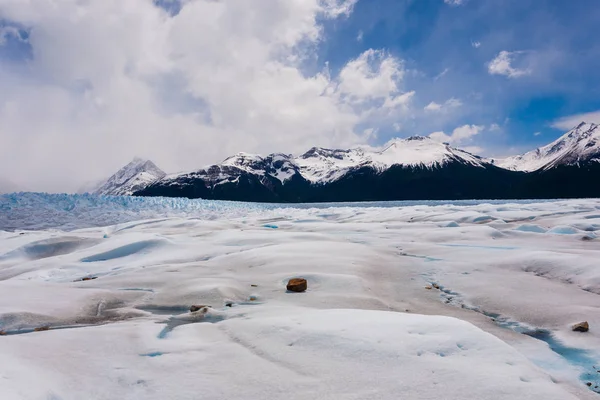 Περπάτημα στον παγετώνα Perito Moreno Παταγονία, Αργεντινή — Φωτογραφία Αρχείου