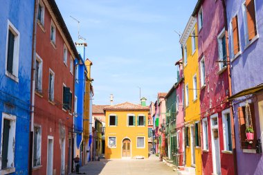 Geleneksel Burano evleri, Venedik renkli