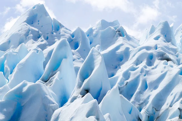 Vue détaillée des formations glaciaires du glacier Perito Moreno — Photo