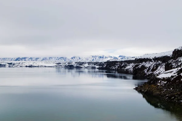 Lago Oskjuvatn en Askja, punto de referencia del centro de Islandia —  Fotos de Stock