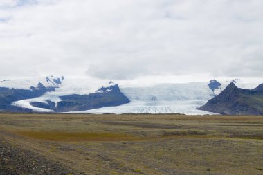 Vatnajokull buzul yan görünümü, güney İzlanda manzara. 