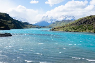 Torres del Paine Millî Parkı peyzaj, Şili