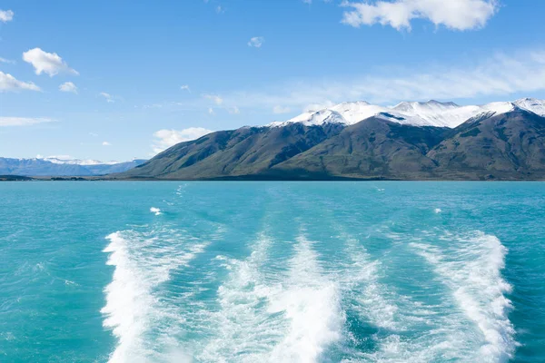 Nawigacja na jezioro Argentino, krajobraz Patagonia, Argentyna Obrazek Stockowy