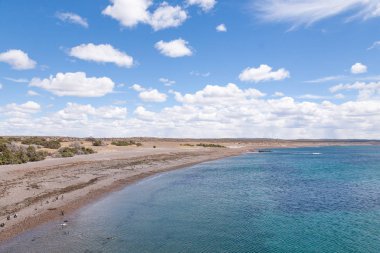 Punta Tombo plaj günü görünümü, Patagonya, Arjantin