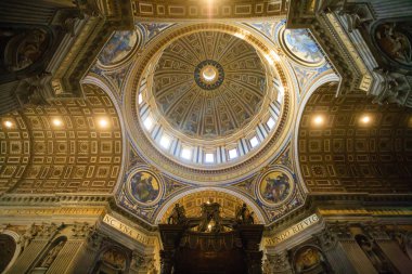 Aziz Petrus bazilikası iç görünümü, Roma, Vatikan