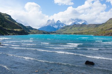 Torres del Paine Millî Parkı peyzaj, Şili
