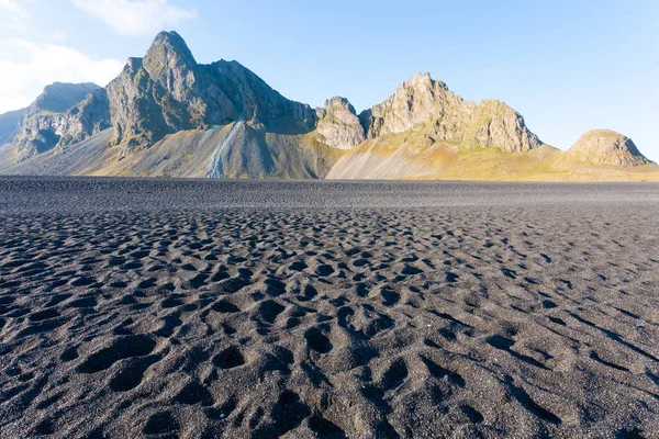 Hvalnes lava strand landskap, östra Island landmärke — Stockfoto