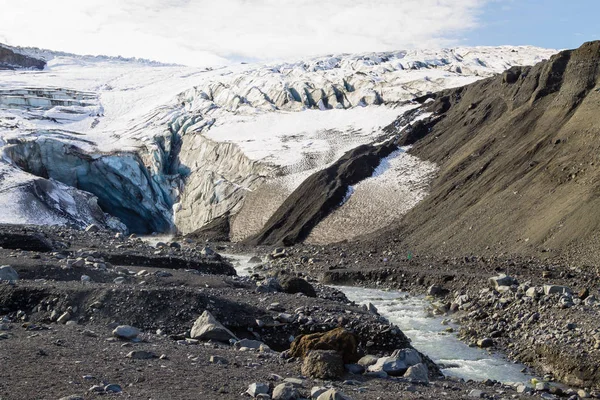 Vatnajokull-gletsjer in de buurt Kverfjoll area, Iceland-natuur — Stockfoto