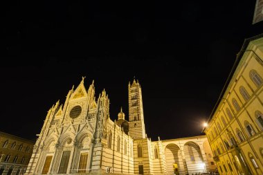 Siena katedral gece görünümü, Toskana, İtalya