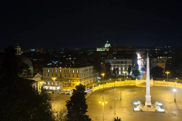 Praça do povo Roma vista noturna, Piazza del popolo, Roma — Fotografia de Stock