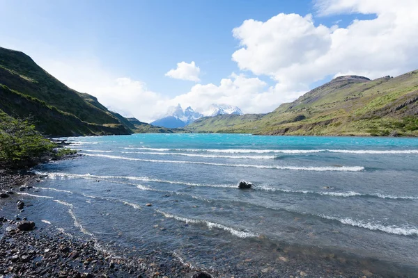 Torres del Paine Millî Parkı peyzaj, Şili