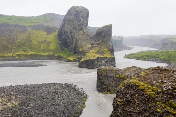 Jokulsargljufur Національний парк в дощовий день, Ісландія — стокове фото