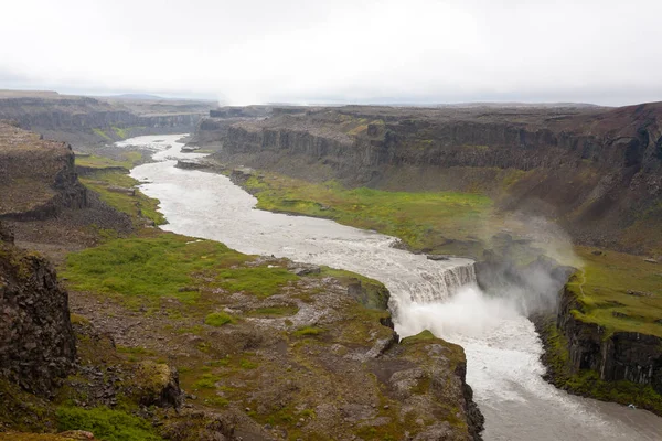 Hafragilsfoss falls in summer season view, Iceland — Stock Photo, Image