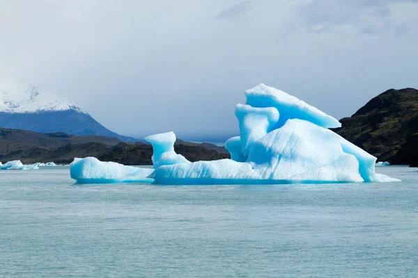 Jéghegyek Lebegnek Argentínában Patagóniában Argentínában Lago Argentínó — Stock Fotó