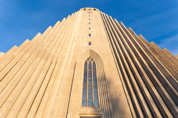 Hallgrimskirkja Iglesia Vista Exterior Reykjavik Hito Vista Del Día Catedral — Foto de Stock