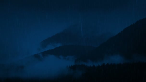 Дождь Туманных Горах Ночью — стоковое видео