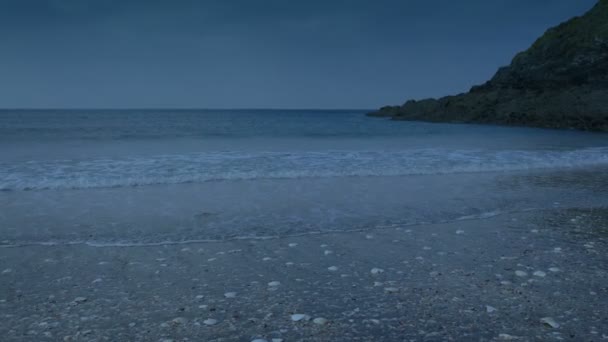 Moviéndose Largo Playa Anochecer — Vídeos de Stock