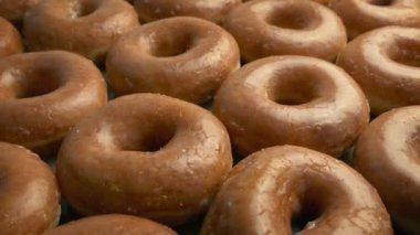 Sırlı Donuts bir sürü