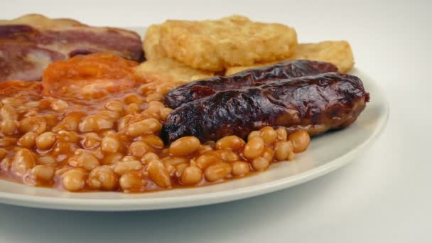 Passing Cooked Breakfast Sausages — Stock Video