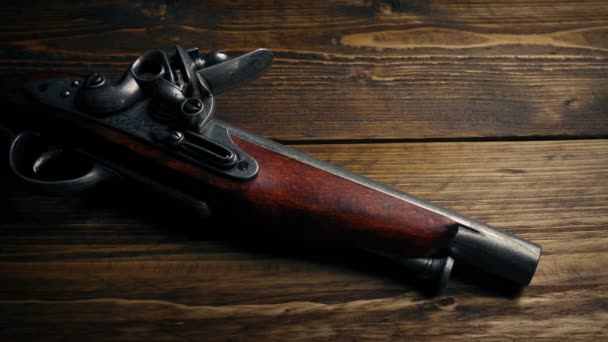 Arma Pirata Histórica Mesa — Vídeo de stock