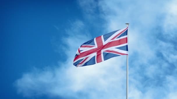 Βρετανική Σημαία Σύννεφα Περνούν — Αρχείο Βίντεο