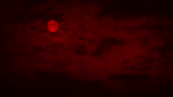Κόκκινο Φεγγάρι Σύννεφα Περνούν — Αρχείο Βίντεο