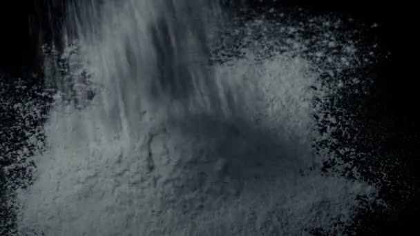 Çimento Toz Yığınına Dökülür — Stok video