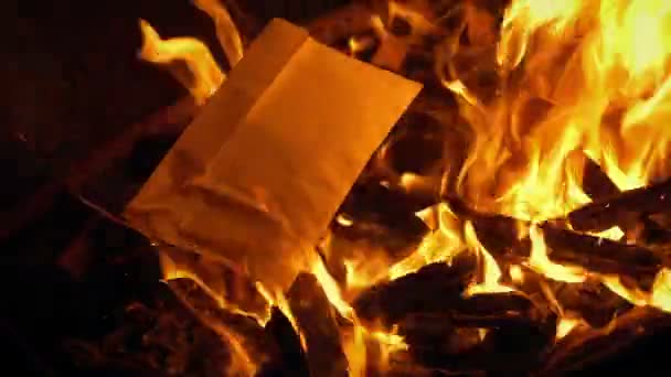 Envelope Put Fire Burns — Stock Video