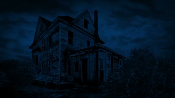 Skrämmande Nedgånget Hus Buskarna Natten — Stockvideo