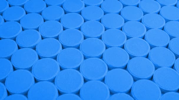 Vorbei Reihen Blauer Medizinischer Pillen — Stockvideo