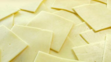 Mutfakta Lezzetli Peynir Dilimleri