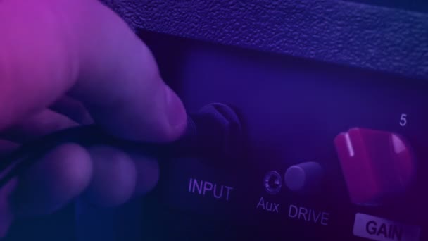 Plomb branché ou hors amplificateur au concert