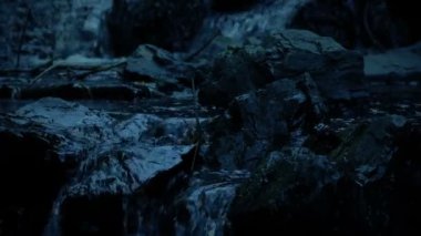 Akşam Kapanışında Rocky Stream akışı