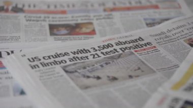 Dehradun, Uttarakhand / Hindistan - 11 Mart 2020: Coronavirus COVID-19 Hindistan Gazetesi Haber Başlığı