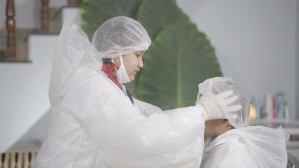 Covid Coronavirus Dodelijk Virus Kinderen Maken Zich Klaar Voor School — Stockvideo