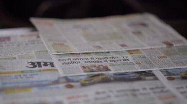 Dehradun, Uttarakhand / Hindistan - 14 Mart 2020: Coronavirus COVID-19 Hint Gazetesi Manşeti