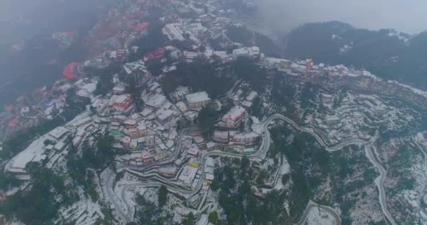 Het Pittoreske Stadje Mussoorie Aangrenzende Gebieden Bedekt Met Dikke Sneeuw — Stockvideo
