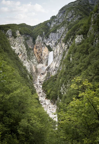 Cachoeira Boka na Eslovénia — Fotografia de Stock