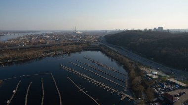 Büyük bir yükseklikten fotoğraf.