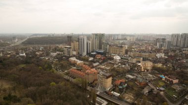 Büyük bir yükseklikten fotoğraf.